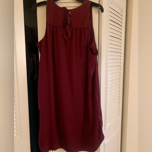 Old Navy Burgundy sleeveless dress